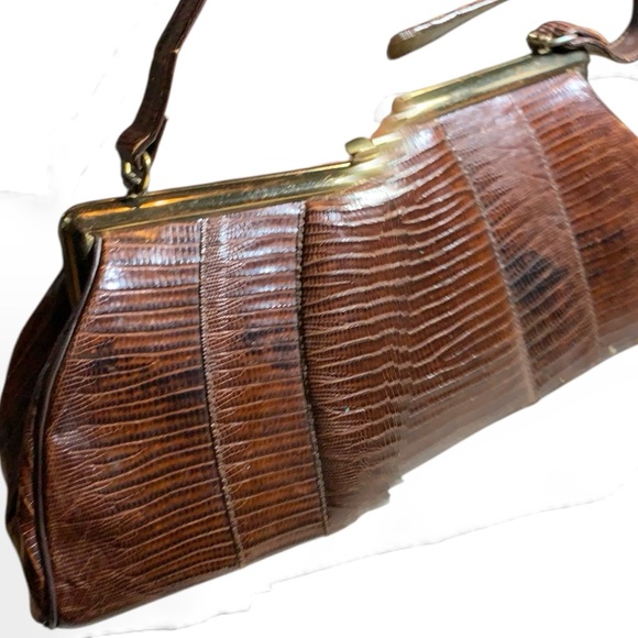 Vintage Brown Textured Clutch (item#b130) - Picture 3 of 7